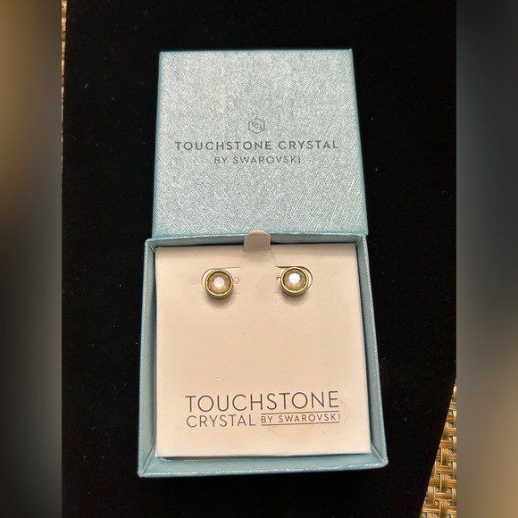 Touchstone Crystal Jewelry - Touchstone Crystal Ice Earrings.  Antique Ivory Cream Crystal.